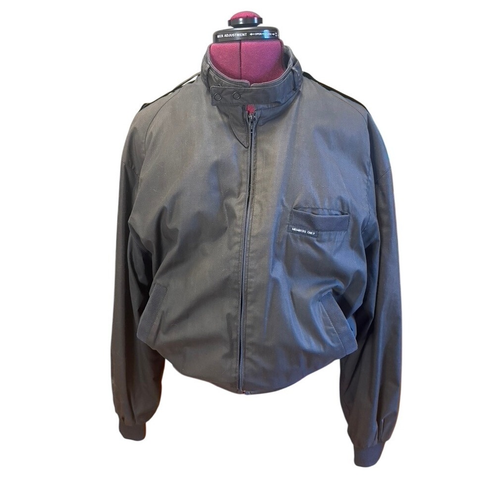 Members Only Black Classic Bomber Jacket Size 44 Vintage Retro